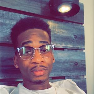 Meet your Posher, Justin